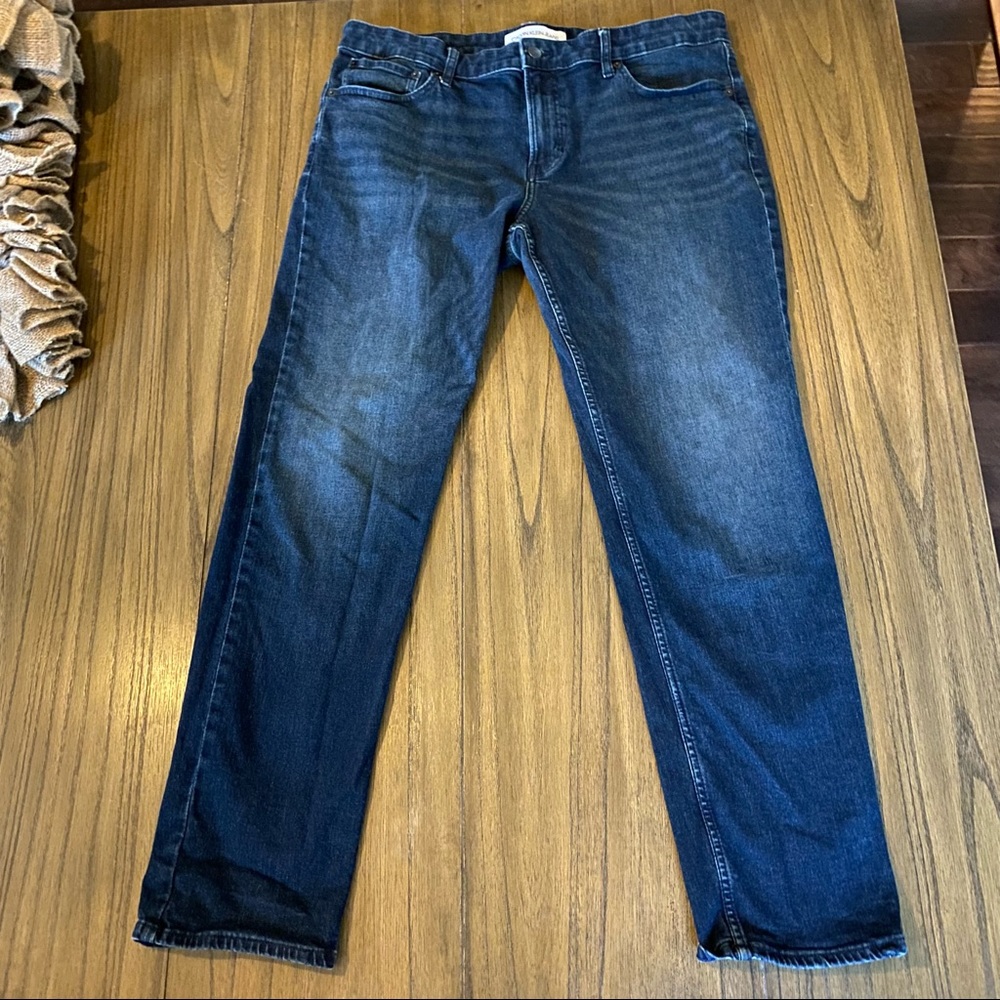 Calvin Klein men’s dark wash slim jeans